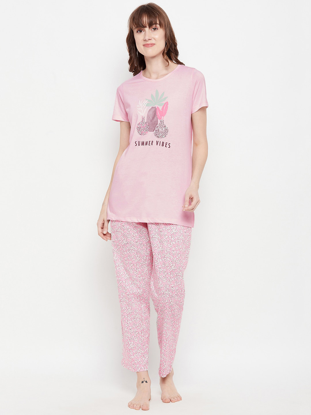 

MADAME M SECRET Women Pink & White Printed Night suit