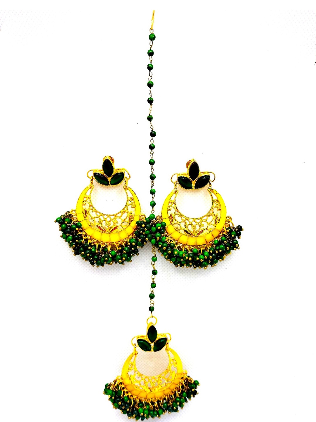 

Kshitij Jewels Women Green Head Jewellery