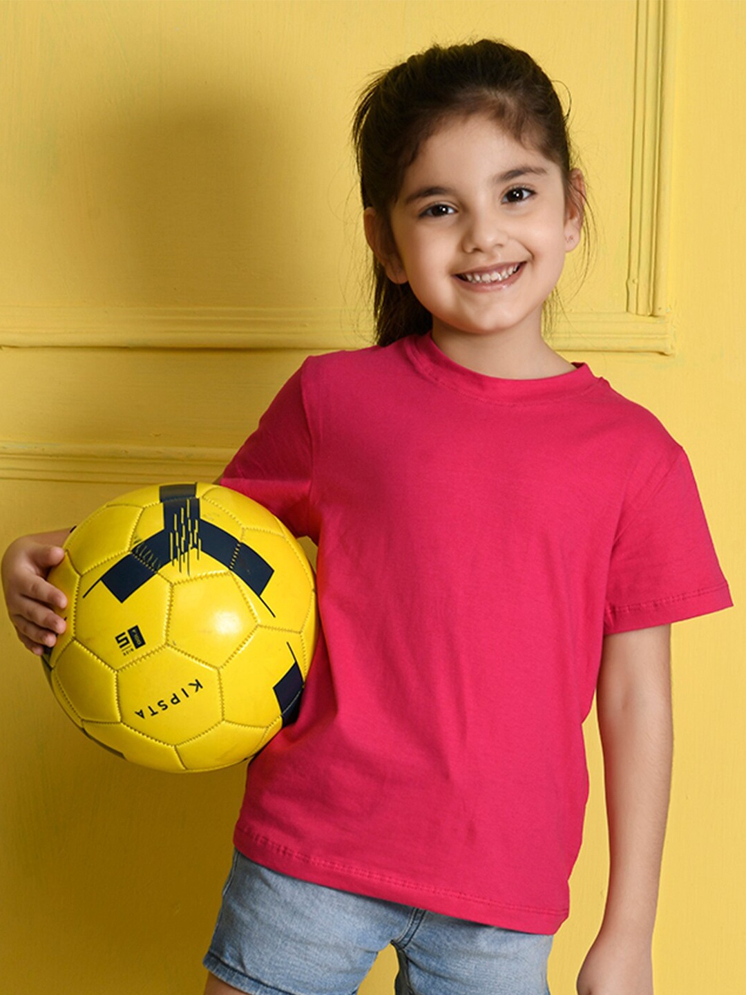 

NUSYL Girls Pink Solid T-shirt