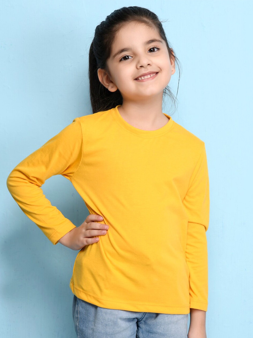 

NUSYL Girls Yellow Solid T-shirt