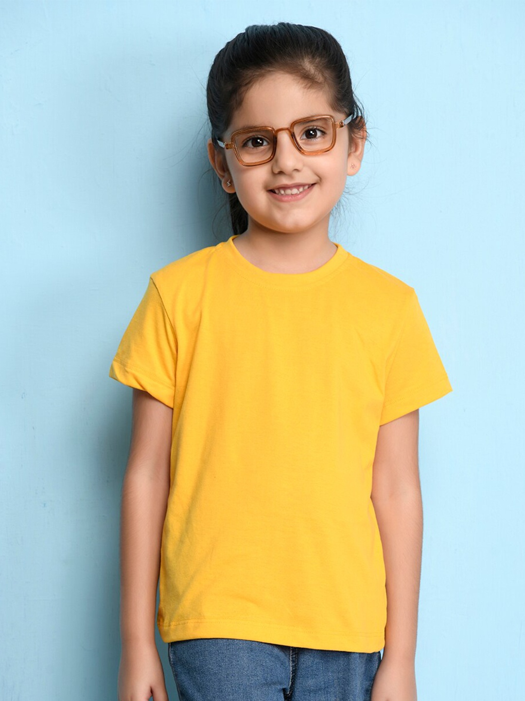 NUSYL Girls Yellow Solid T-shirt