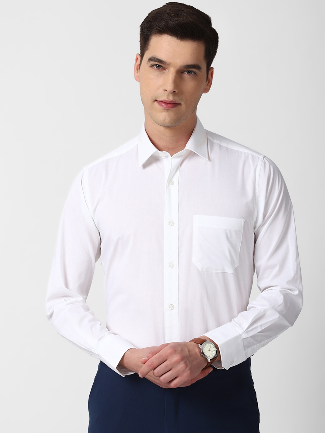 

Peter England Men White Solid Formal Shirt