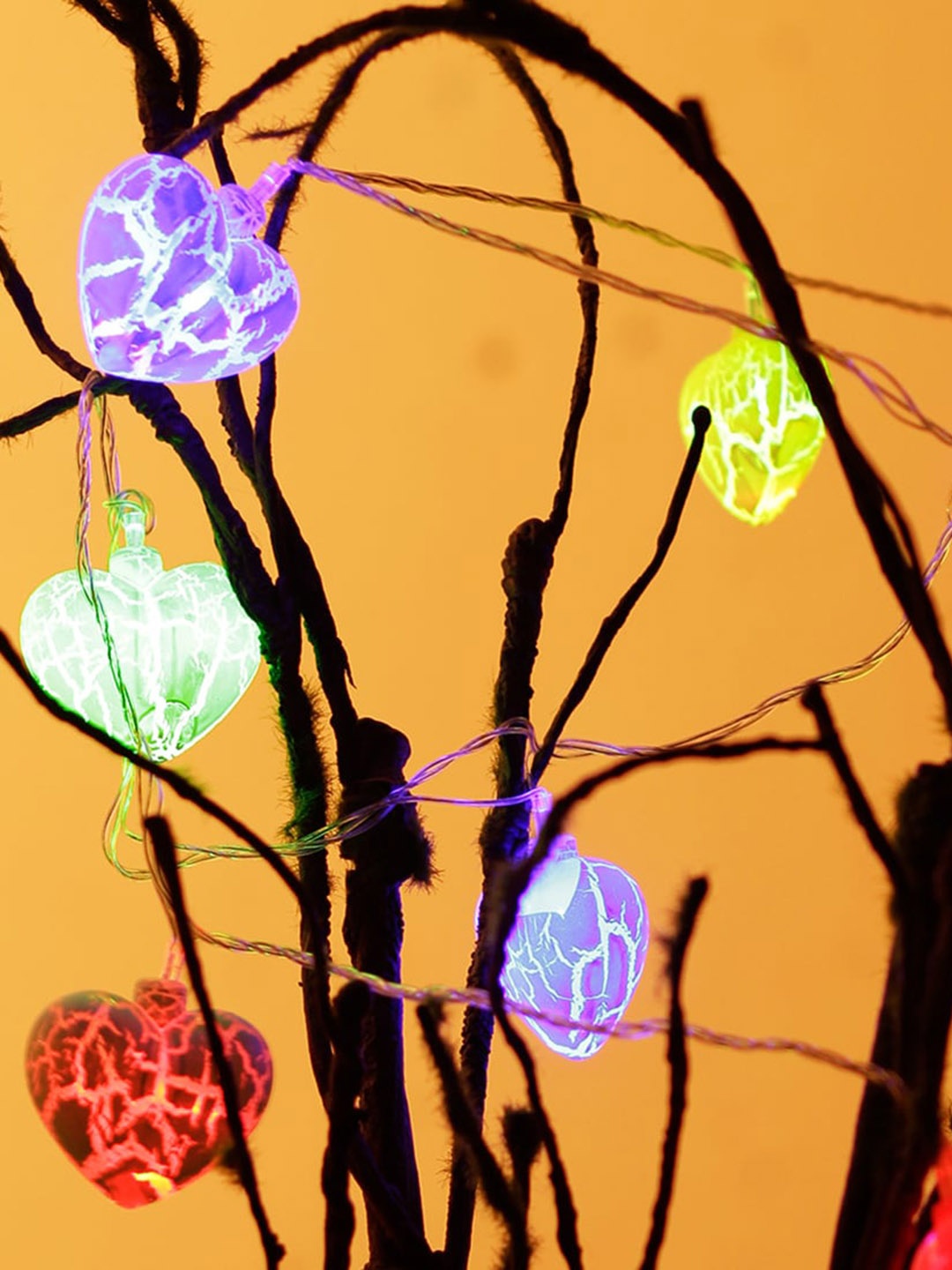 

TAYHAA Green, Red & Blue Heart Shaped Corsica Textured String Lights