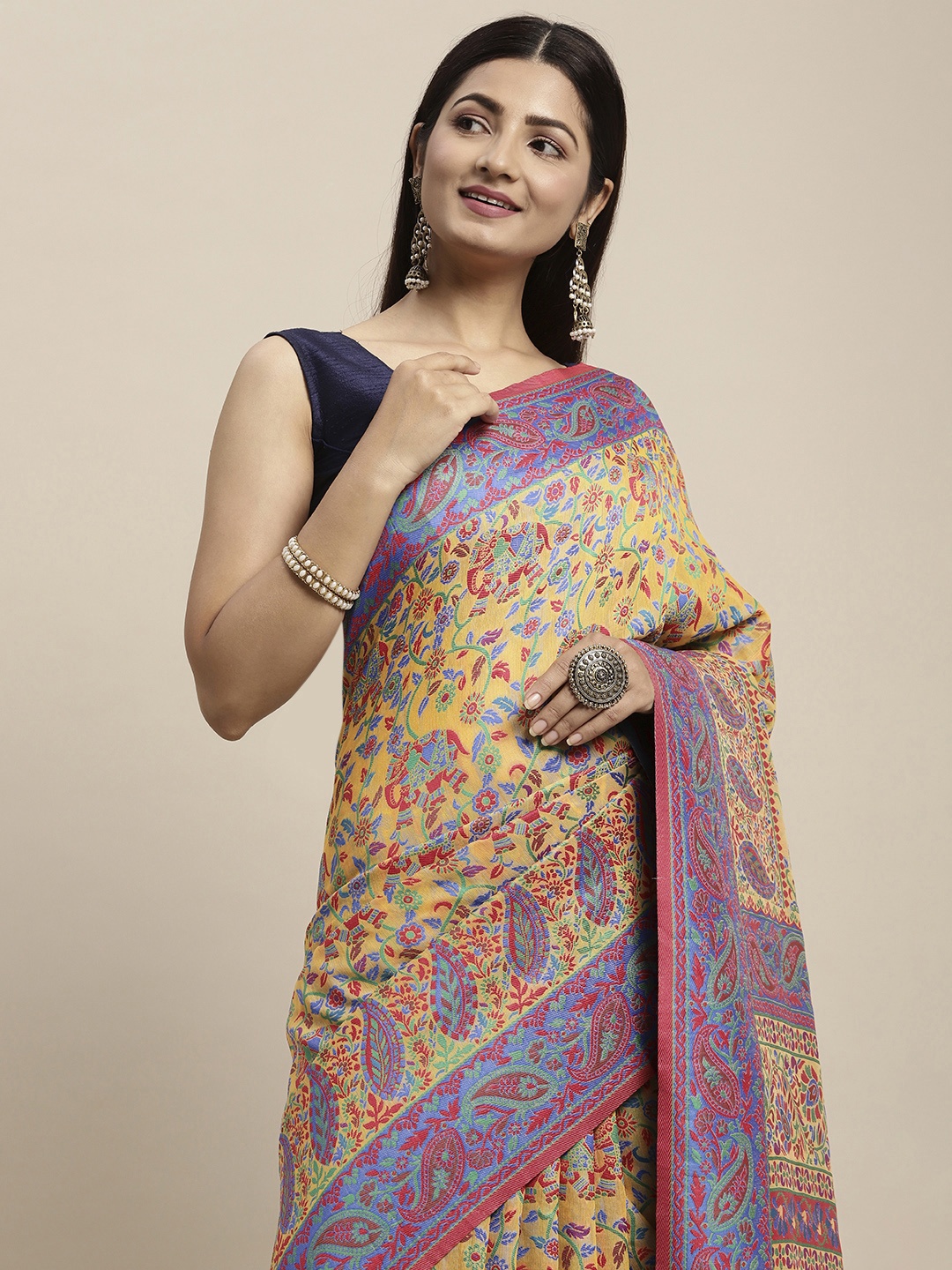 

AYKA CLOTHINGS Yellow Floral Pure Cotton Patola Saree