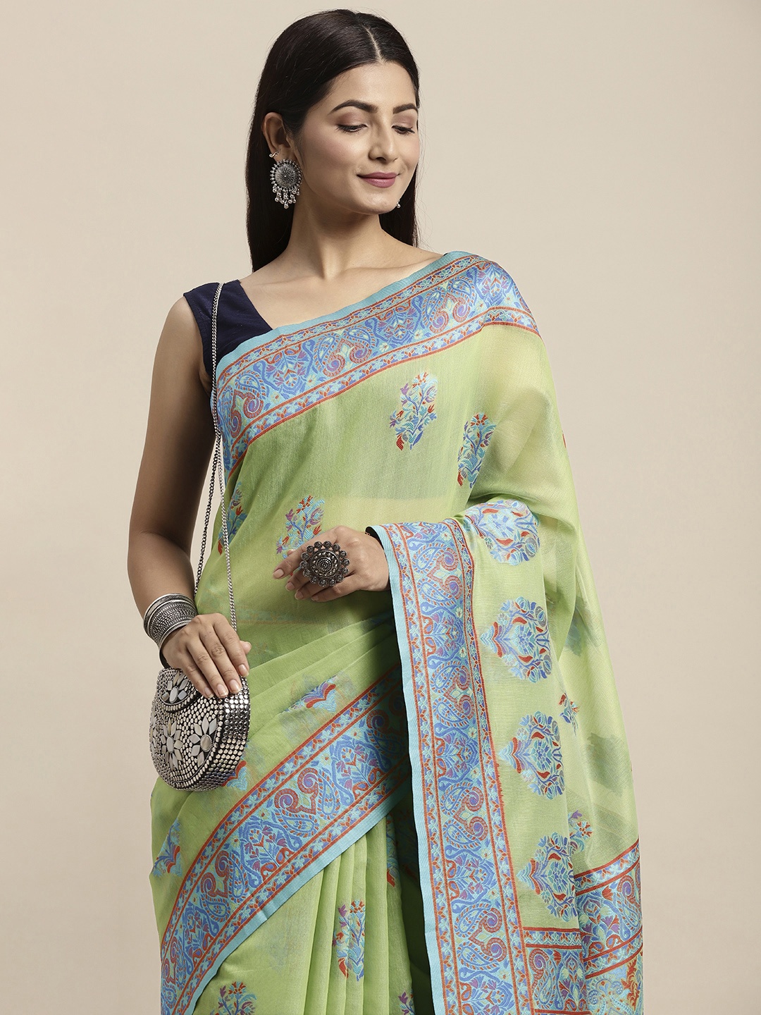 

AYKA CLOTHINGS Green Floral Pure Cotton Patola Saree