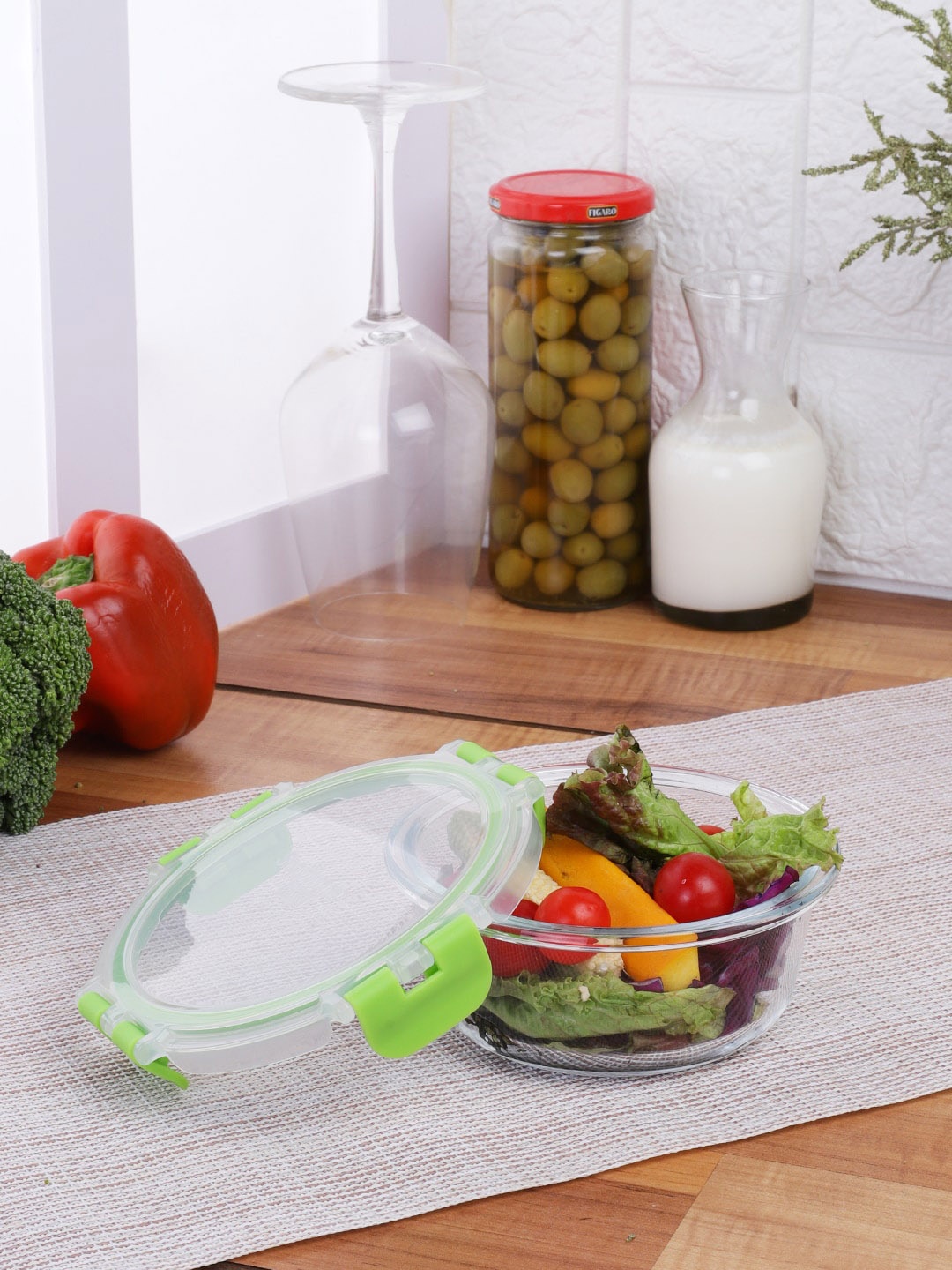 

Pyrex Unisex Green & Transparent Solid Round Eco Clean Glass Storage Box