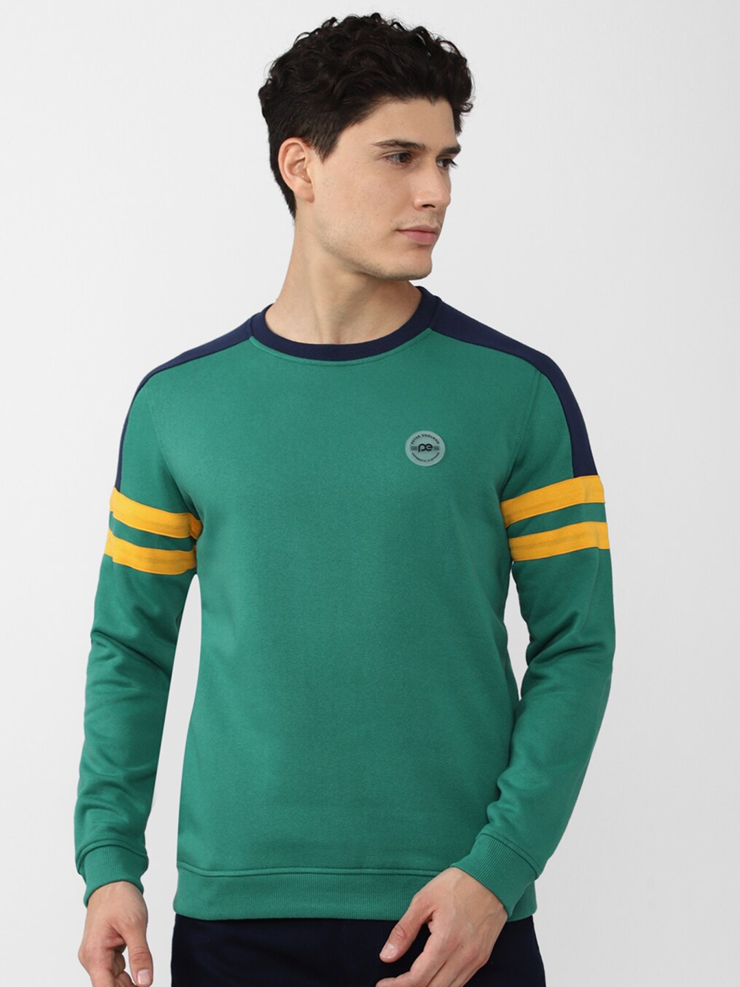 

Peter England Casuals Men Green Cotton Sweatshirt
