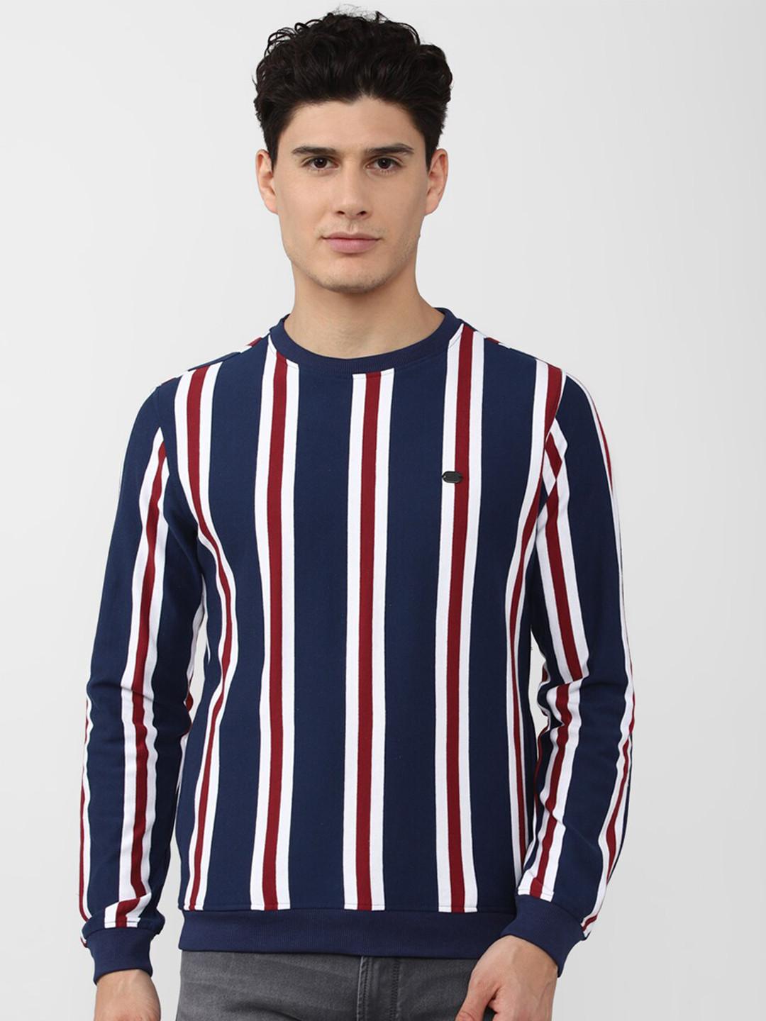 

Peter England Casuals Men Navy Blue Striped Sweatshirt