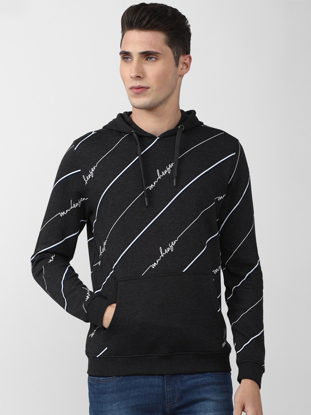 

Van Heusen Sport Men Black Printed Cotton Hooded Sweatshirt