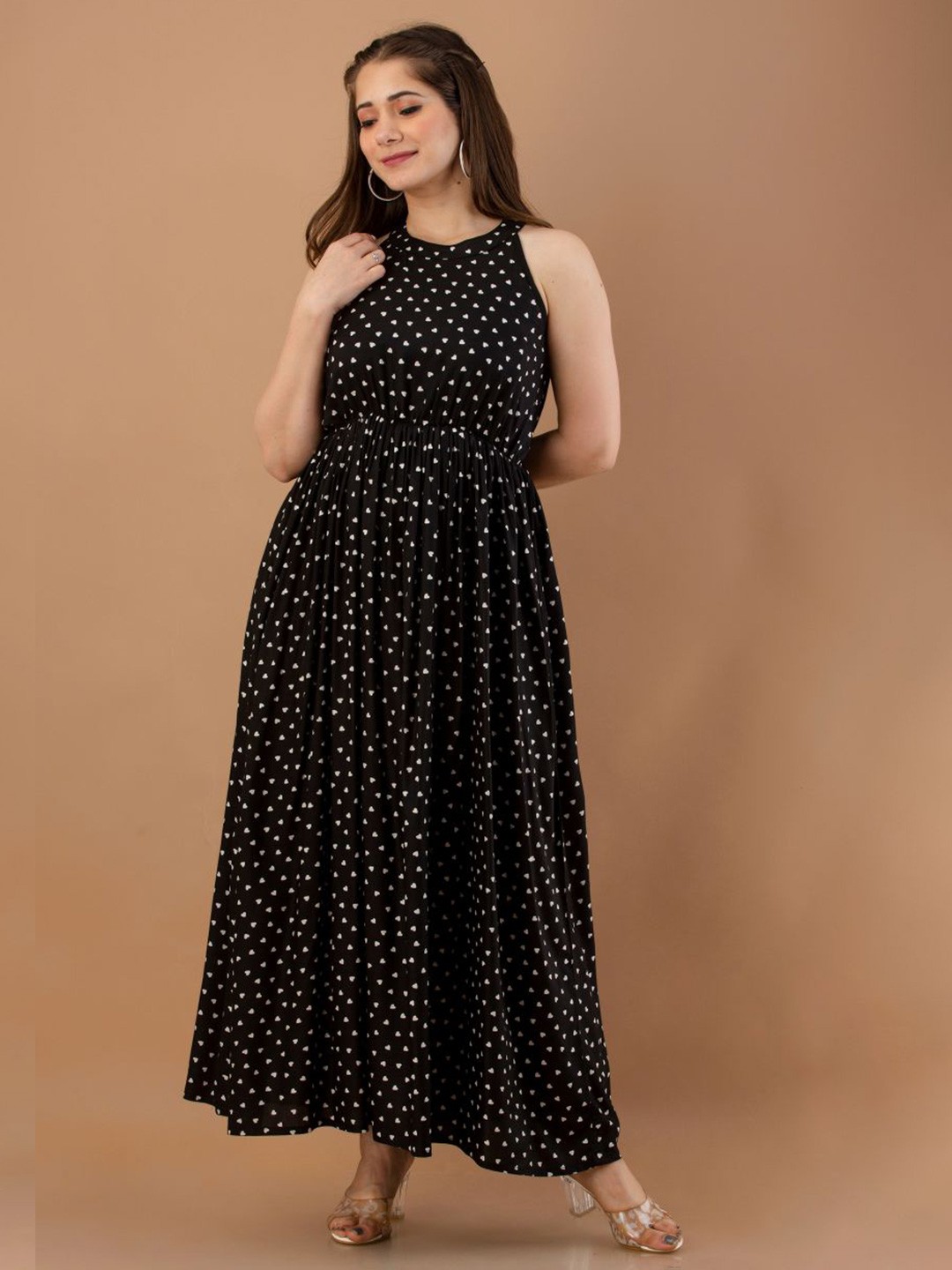

PURSHOTTAM WALA Women Black & White Heart Printed Maxi Dress