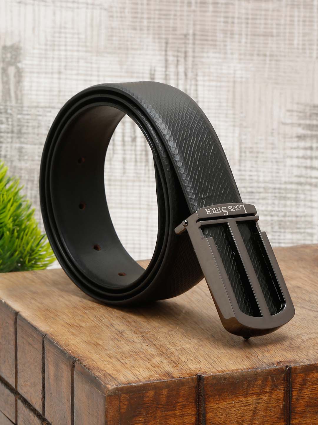 

LOUIS STITCH Men Black Leather Formal Belt