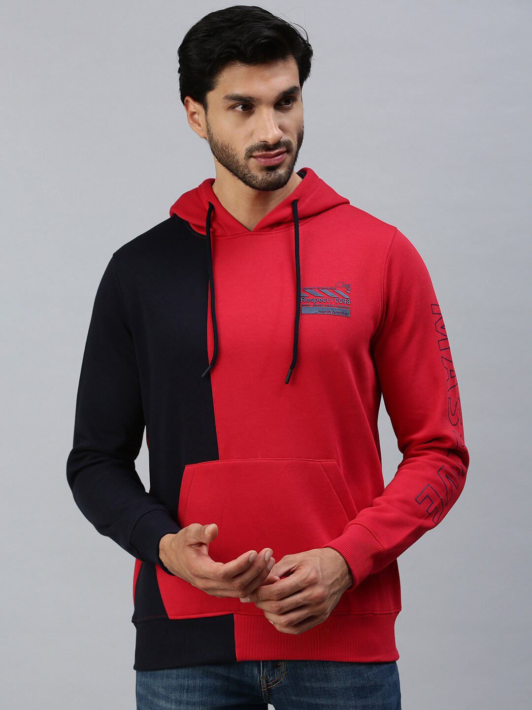 

98 Degree North Men Red Colourblocked Hooded Fleece Sweatshirt