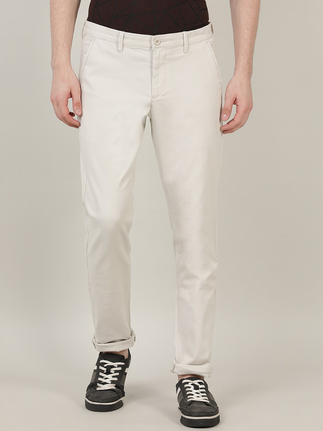 

Crocodile Men Cream Solid Smart Slim Fit Cotton Chinos Trousers