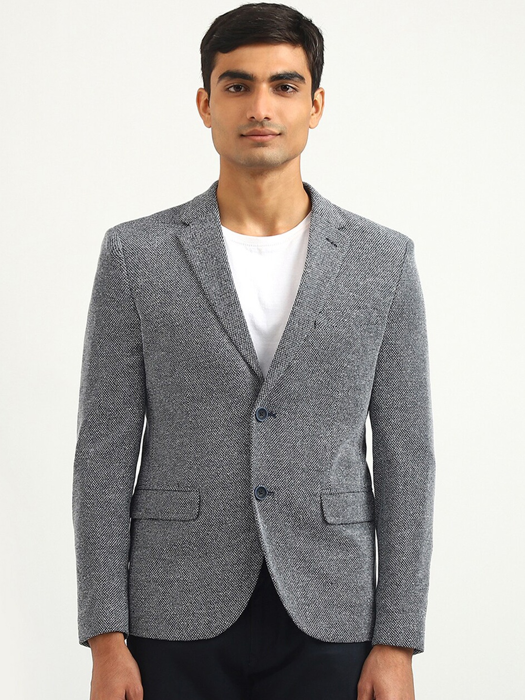 

United Colors of Benetton Men Grey Solid Single Breasted Casual Blazer