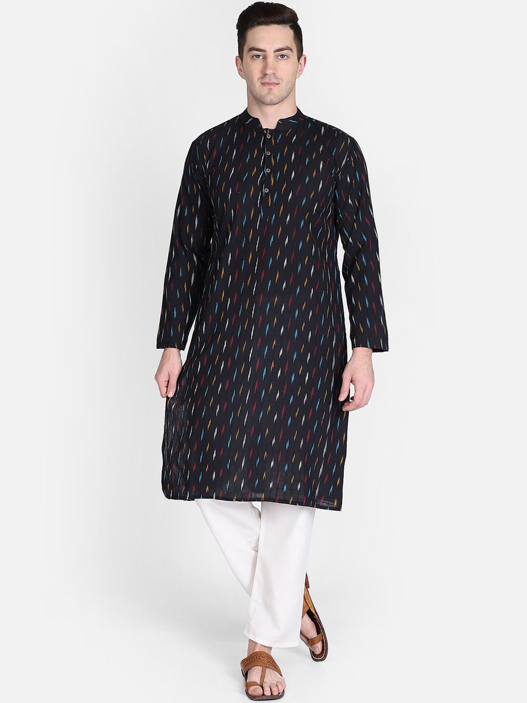 

PAROKSH Men Black Indie Prints Khadi Handloom Kurta