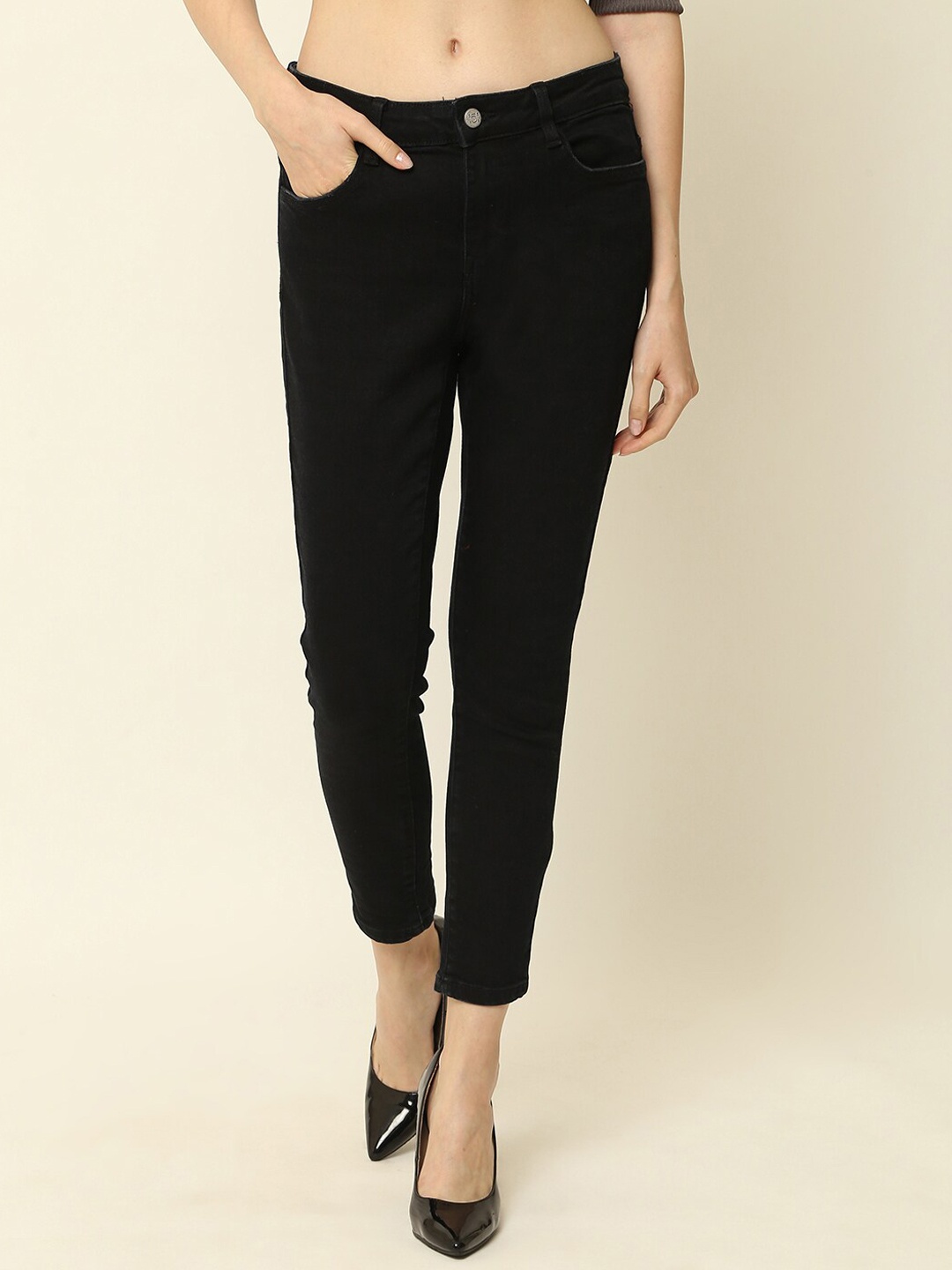 

NoBarr Women Black Cotton Stretchable Jeans