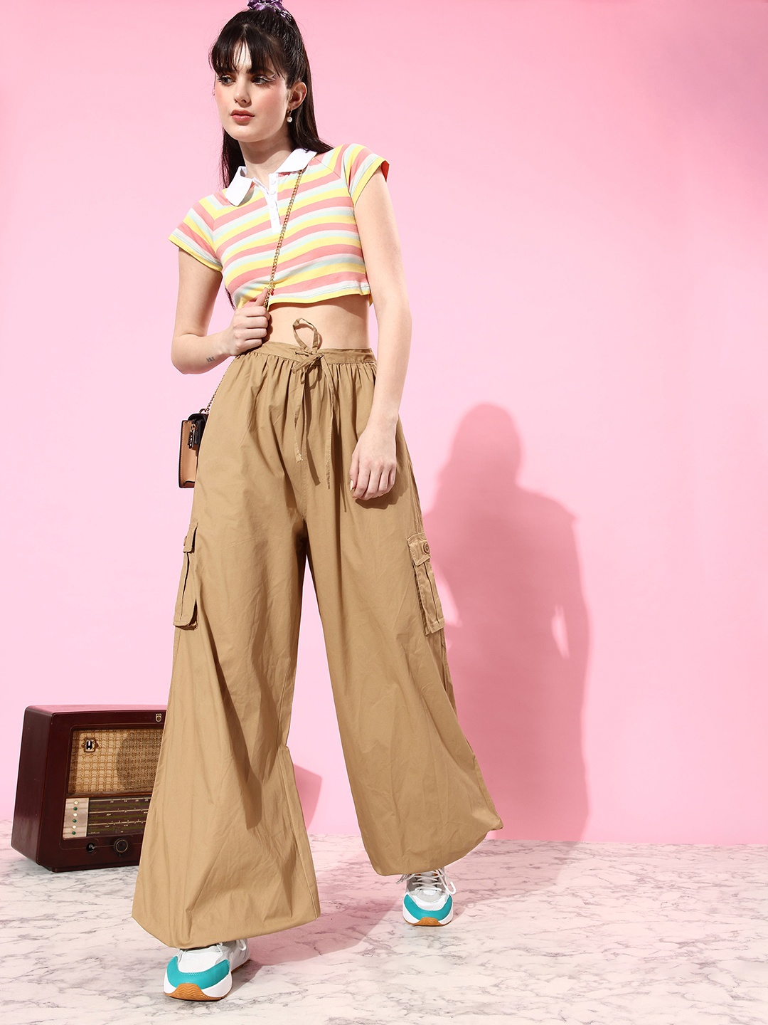 

4WRD by Dressberry Women Pure Cotton Dusty Beige Flared High-Rise Pleated Cargos Trousers