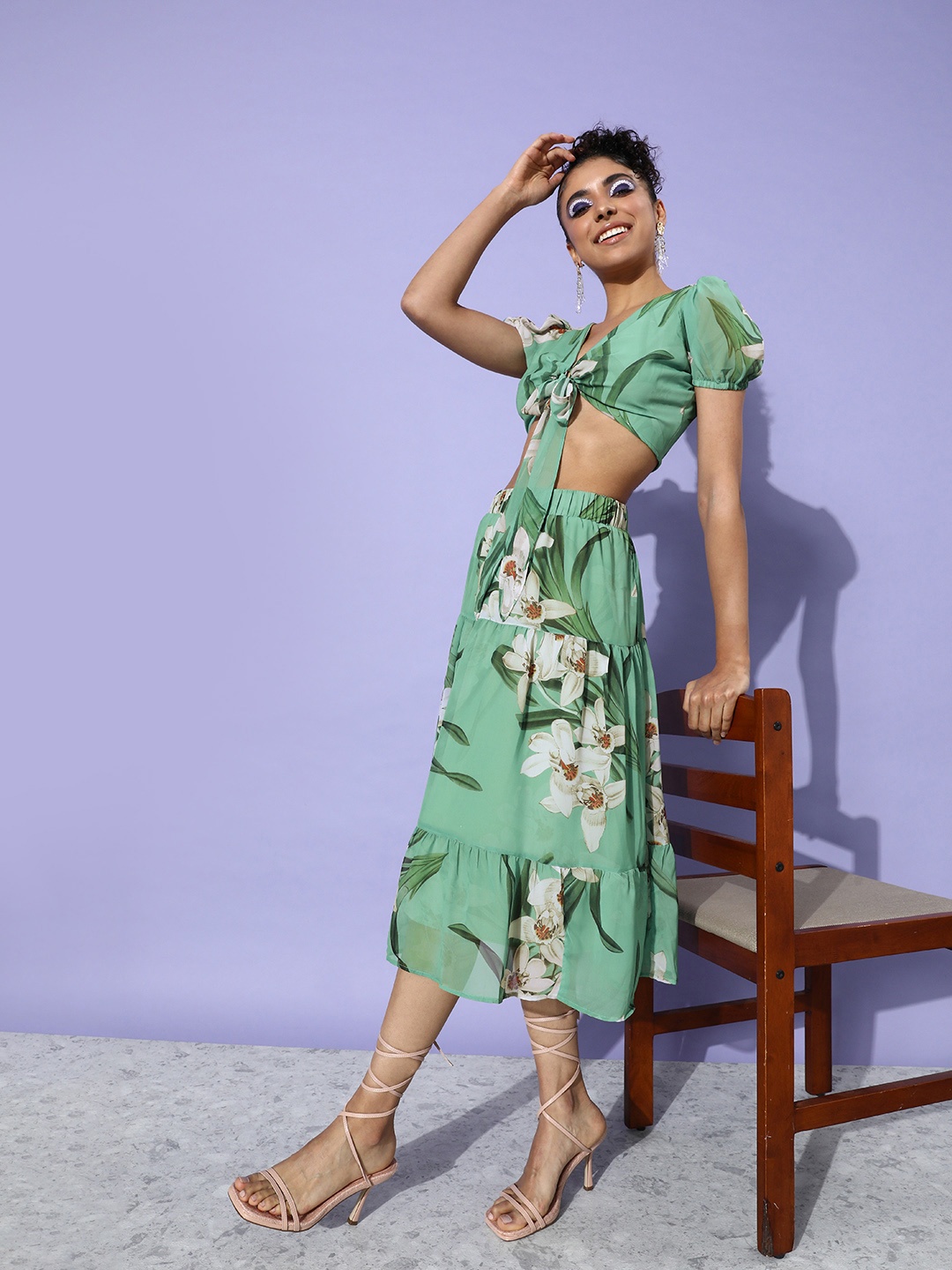 

DressBerry Floral Printed Tie-Up Crop Top With Tiered Midi Skirt, Green