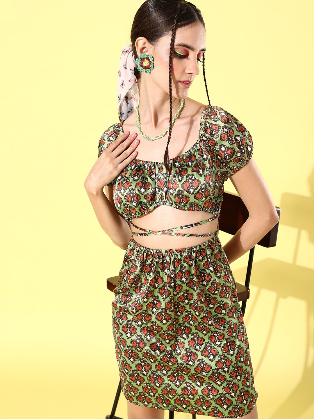 

DressBerry Ethnic Print Sheath Dress with Waist Tie-Ups, Green