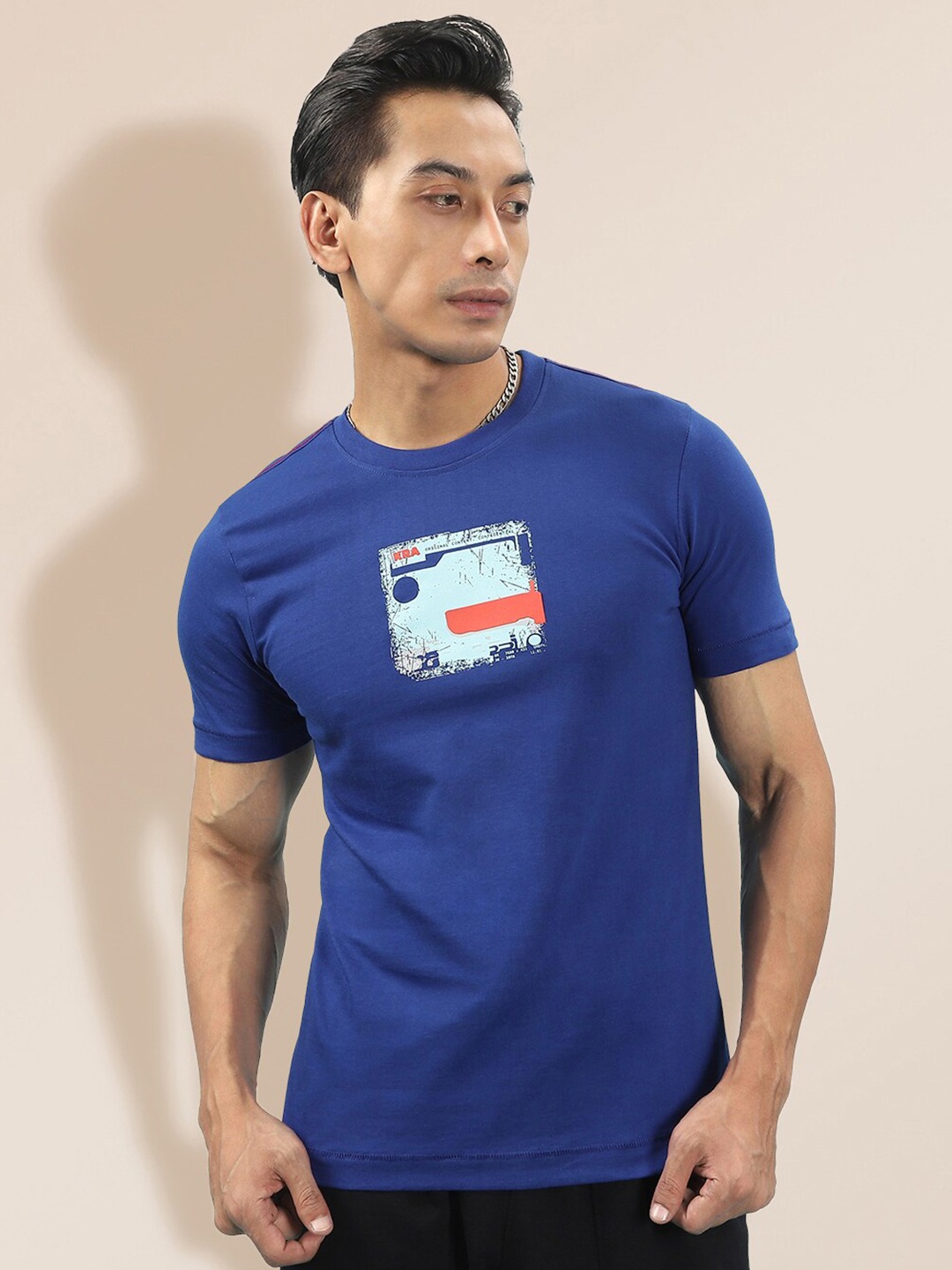 

KRA Men Blue Printed Pure Cotton Slim Fit T-shirt