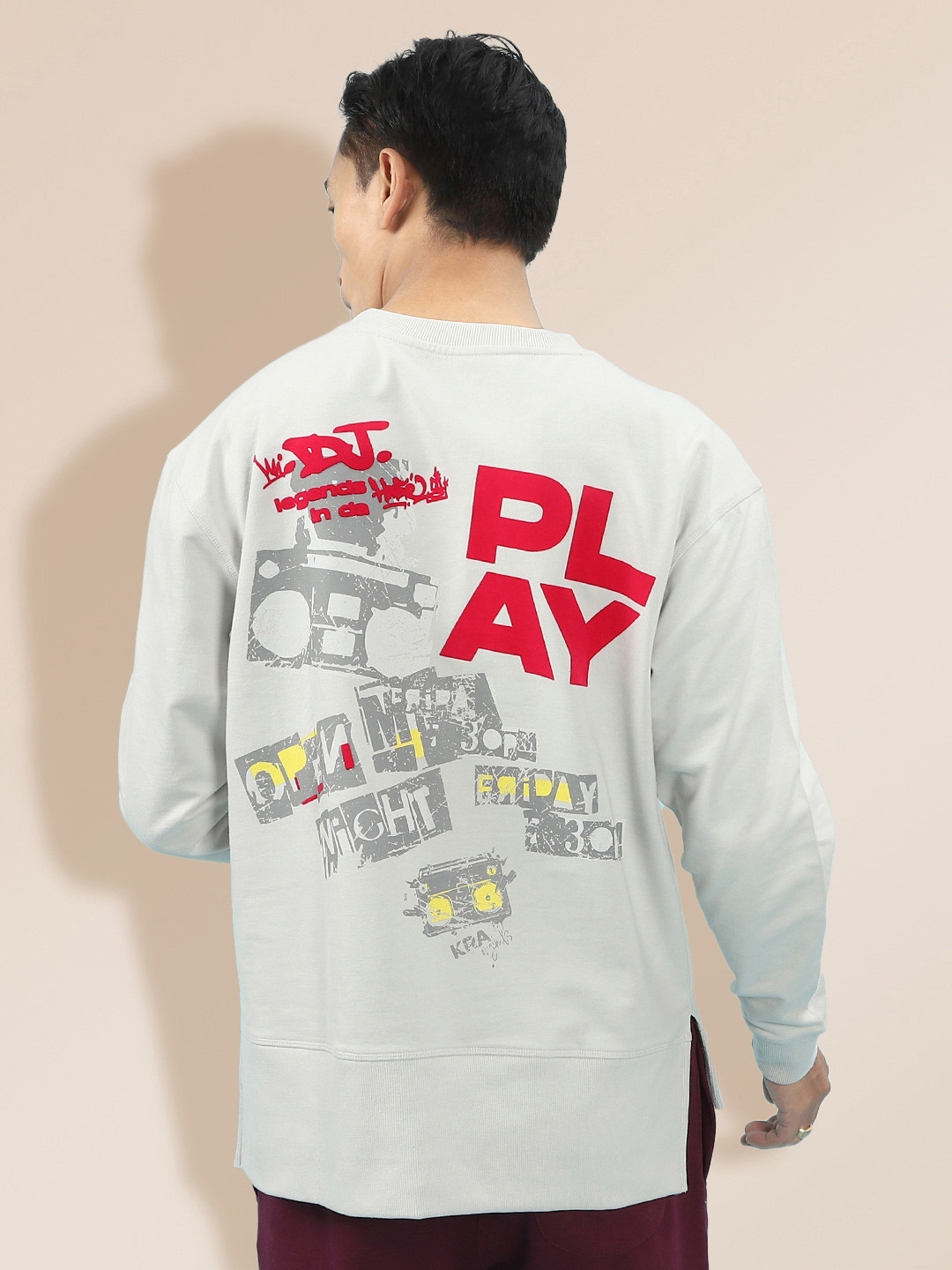 

KRA Men Grey Printed Cotton Sweatshirt