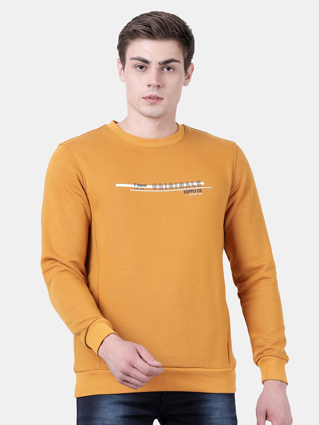 

t-base Men Yellow Fleece Printed Sweatshirt