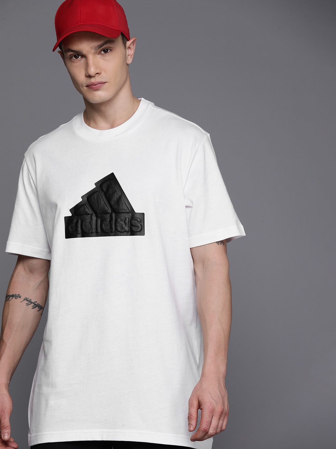 

ADIDAS Brand Logo Future Icons Badge Printed Pure Cotton Oversized Sports T-shirt, White