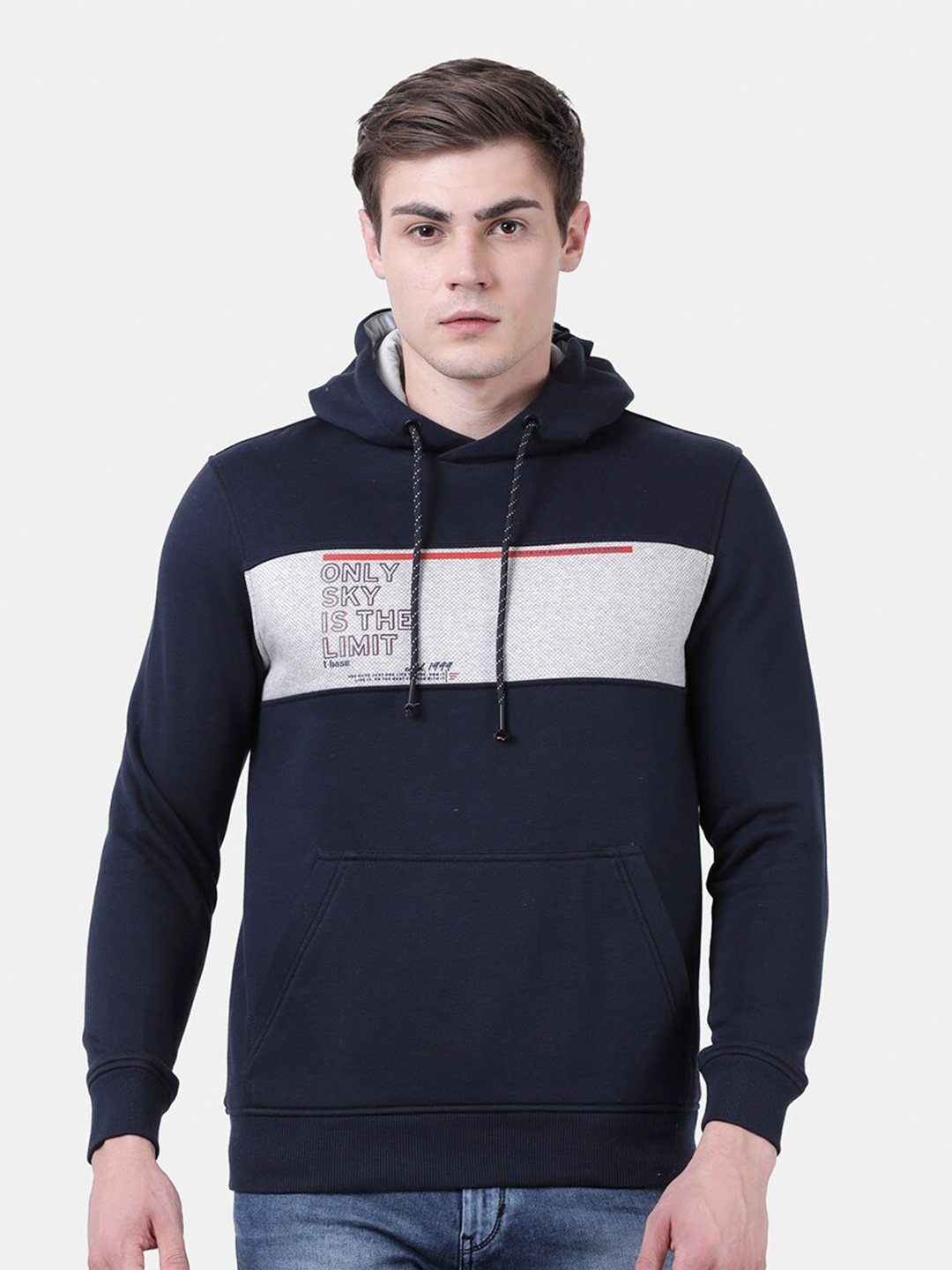 

t-base Men Navy Blue Printed Hooded Sweatshirt