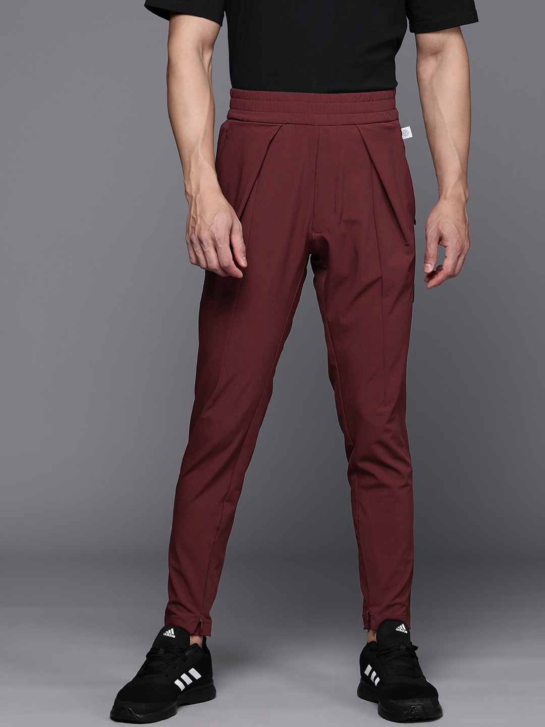 

ADIDAS Men City Escape Pants, Maroon