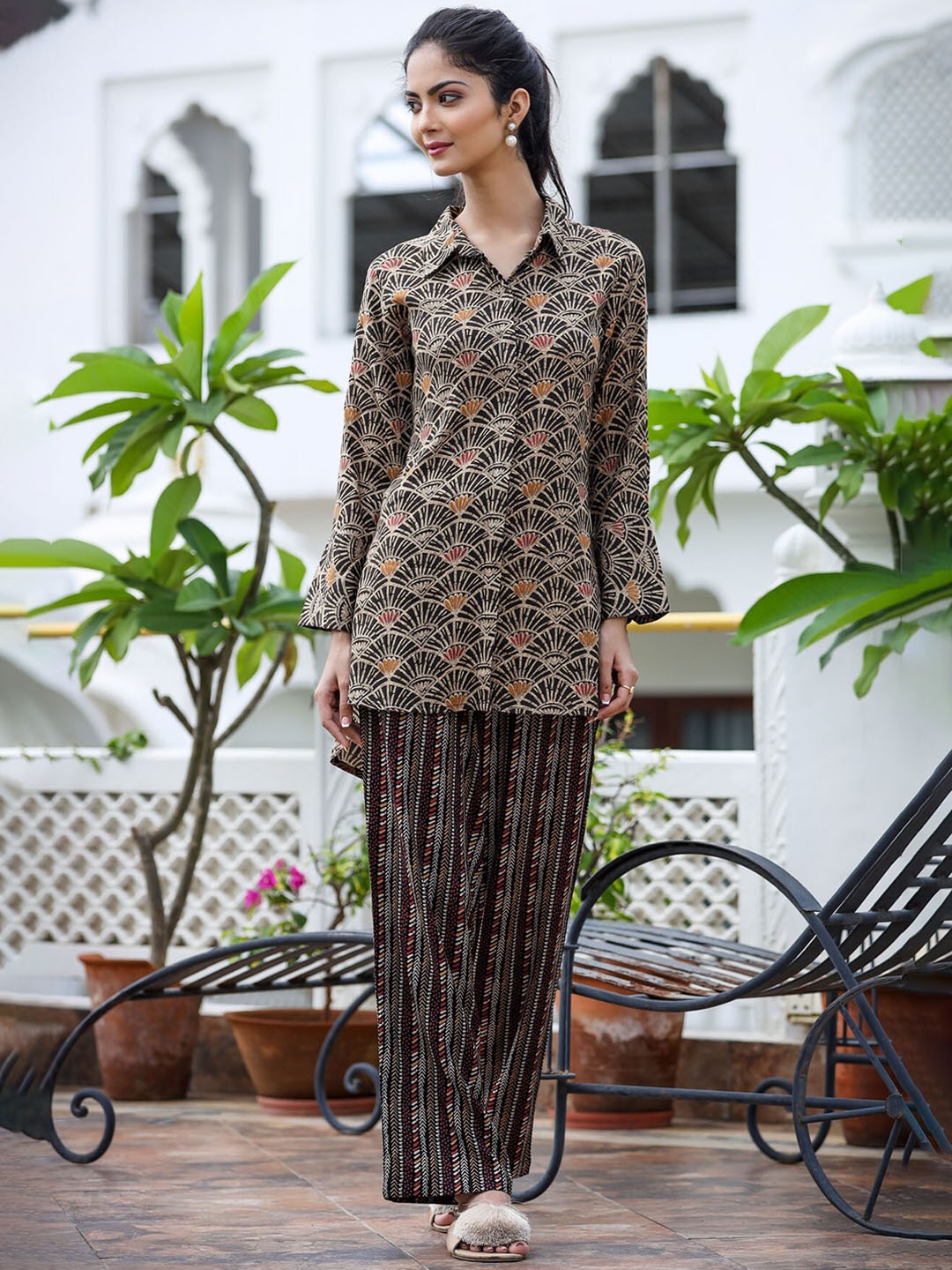 

FASHION DWAR Women Multicoloured Printed Shirt with Palazzos, Multi