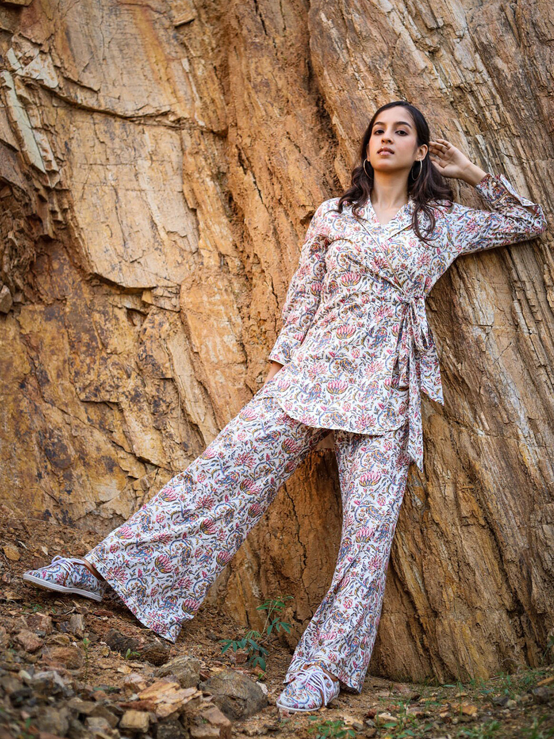 

FASHION DWAR Women Multicoloured Printed Tunic with Palazzos, Multi