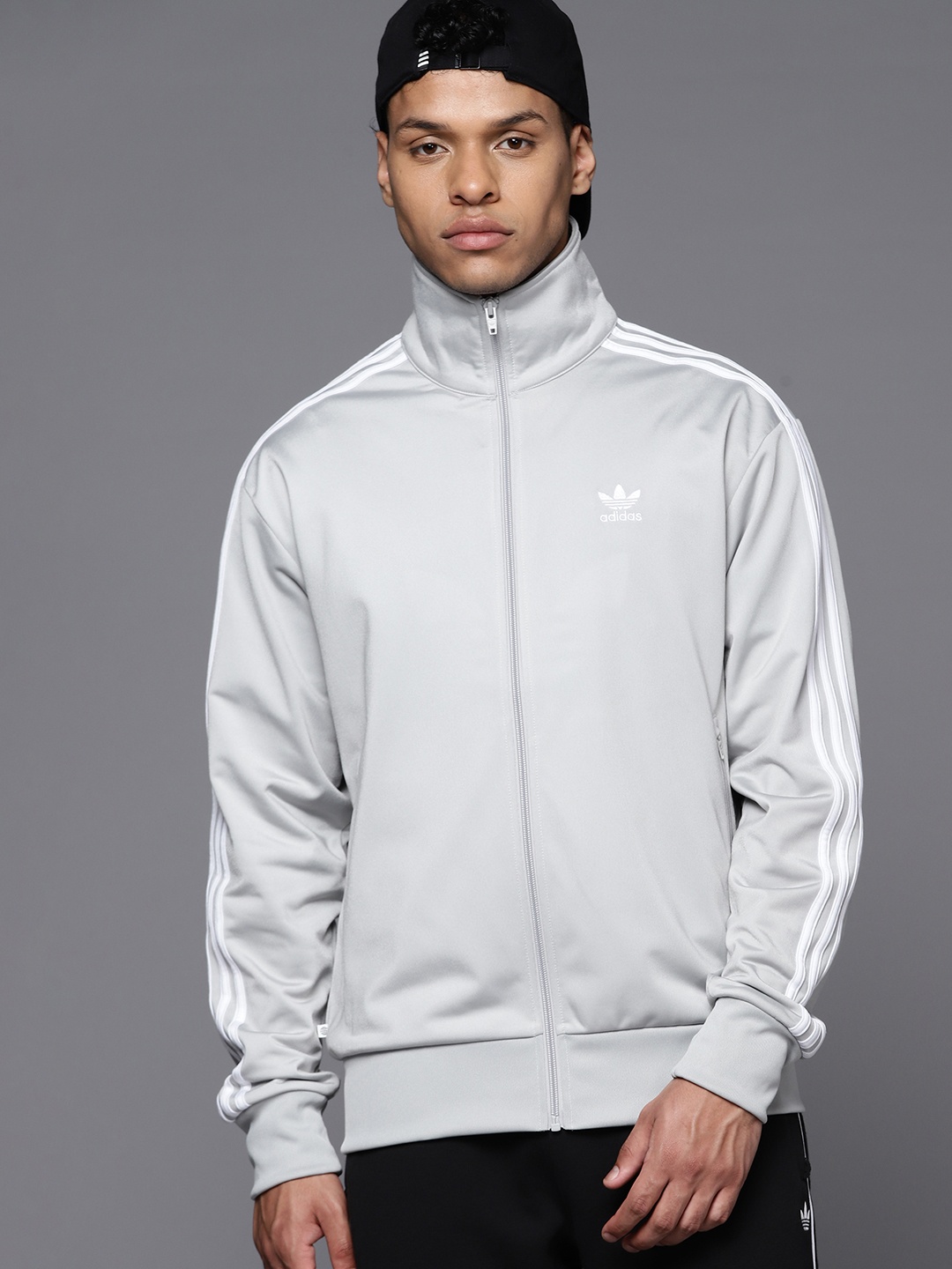 

ADIDAS Originals Men Sustainable Adicolor Classics Firebird Track Jacket, Grey