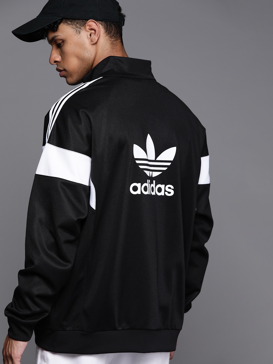 

ADIDAS Originals Men Solid Cutline TT Sporty Jacket, Black