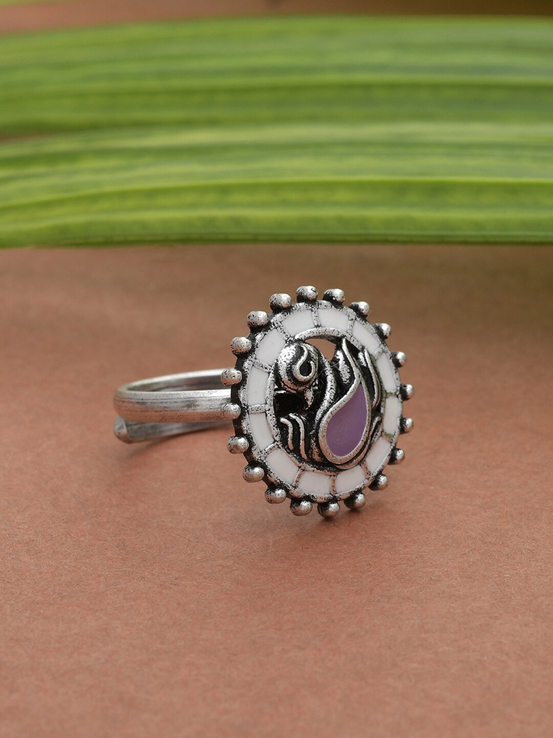 

Voylla Women Silver Plated Peacock Motif Enamelled Adjustable Finger Ring
