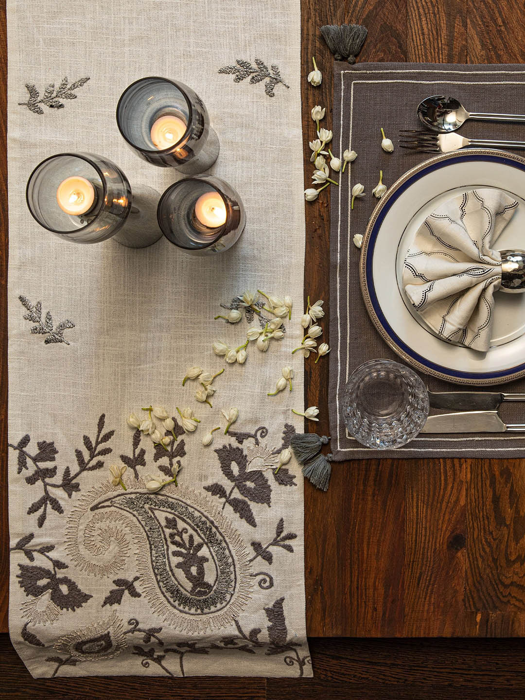 

Amoliconcepts Grey & Silver Embroidered Cotton Table Runner