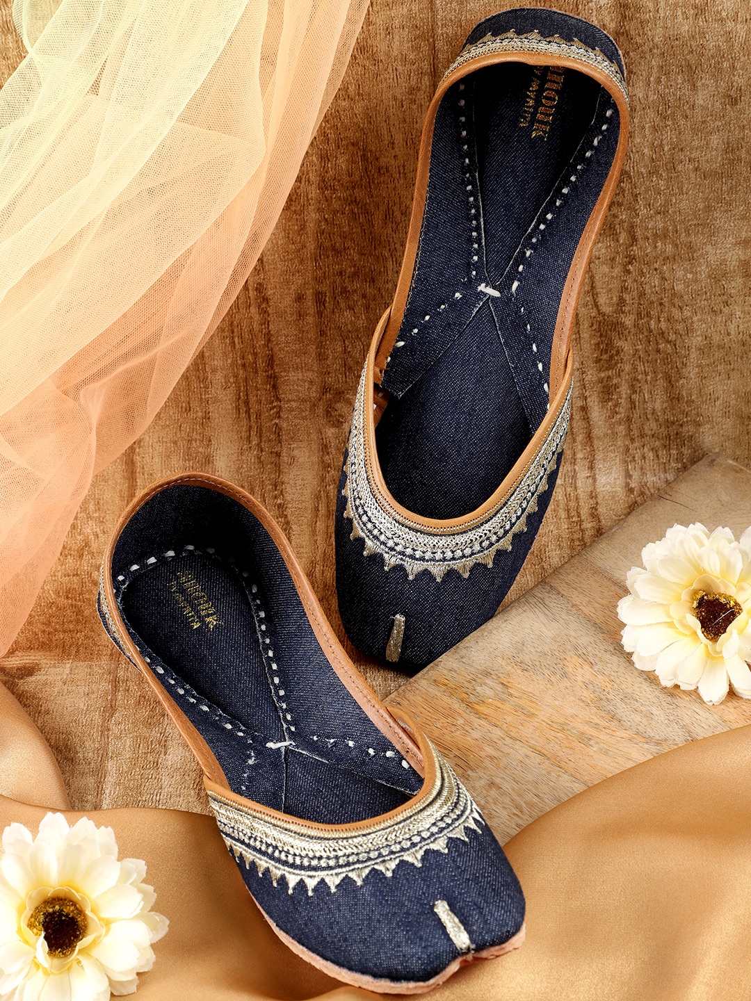 

Anouk Women Ethnic Motifs Embroidered Mojaris, Navy blue