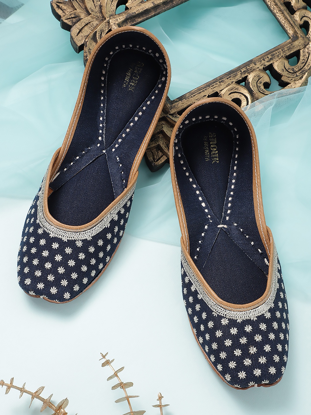 

Anouk Women Floral Woven Design Ethnic Mojaris, Navy blue