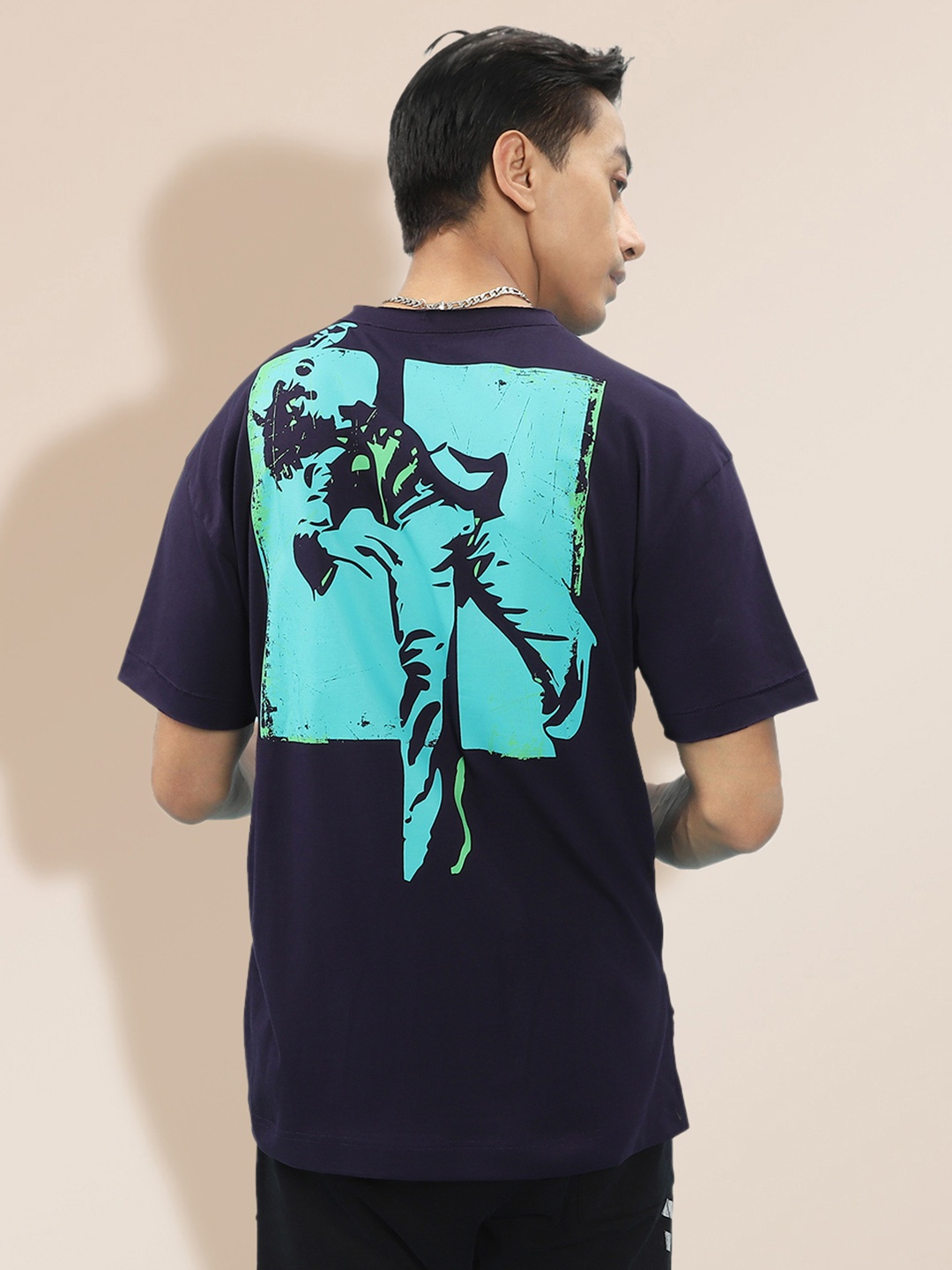 

KRA Men Purple Printed Drop-Shoulder Sleeves Pure Cotton Loose T-shirt