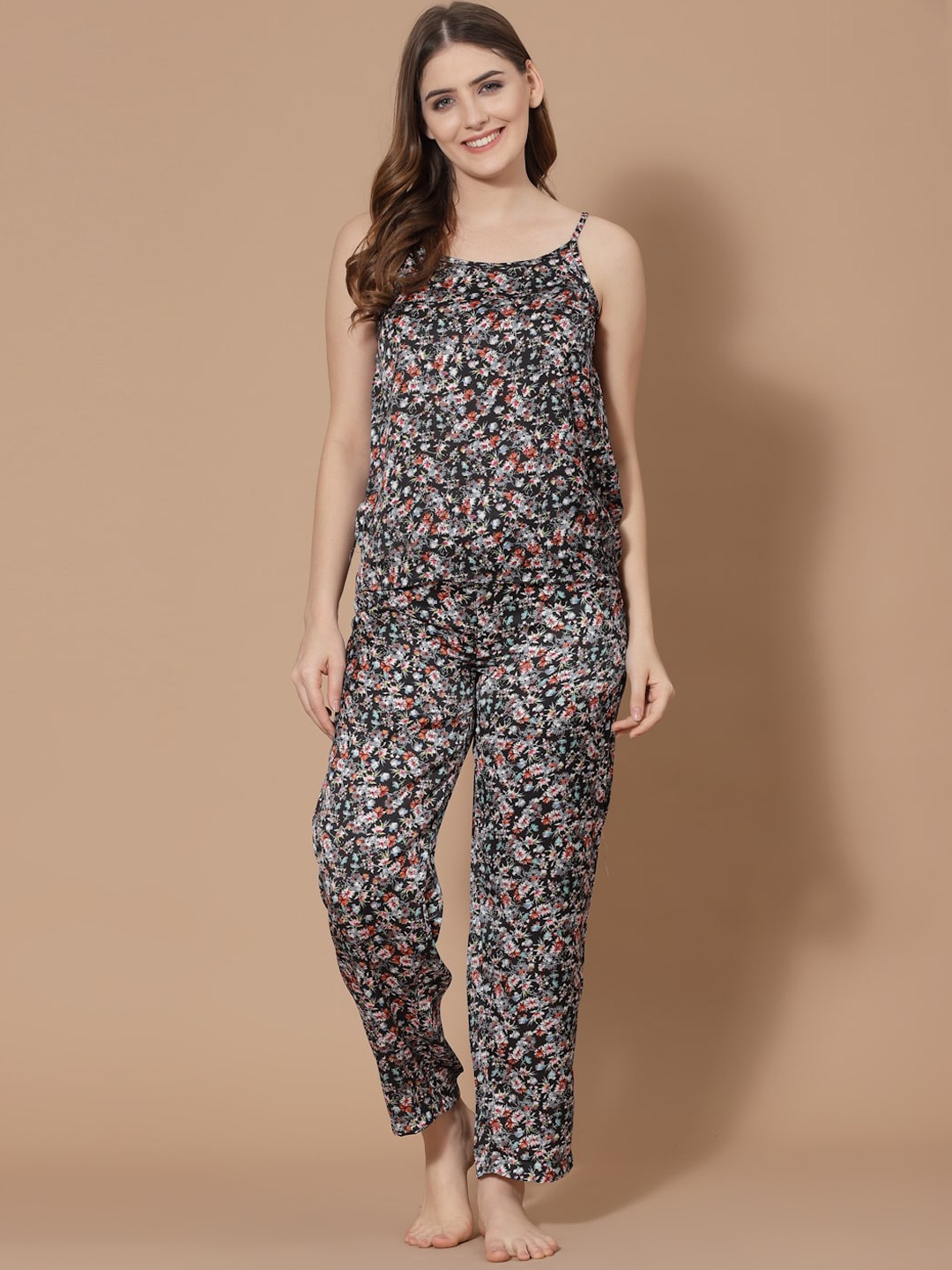 

HOUSE OF KKARMA Women Black & Red Printed Night suit