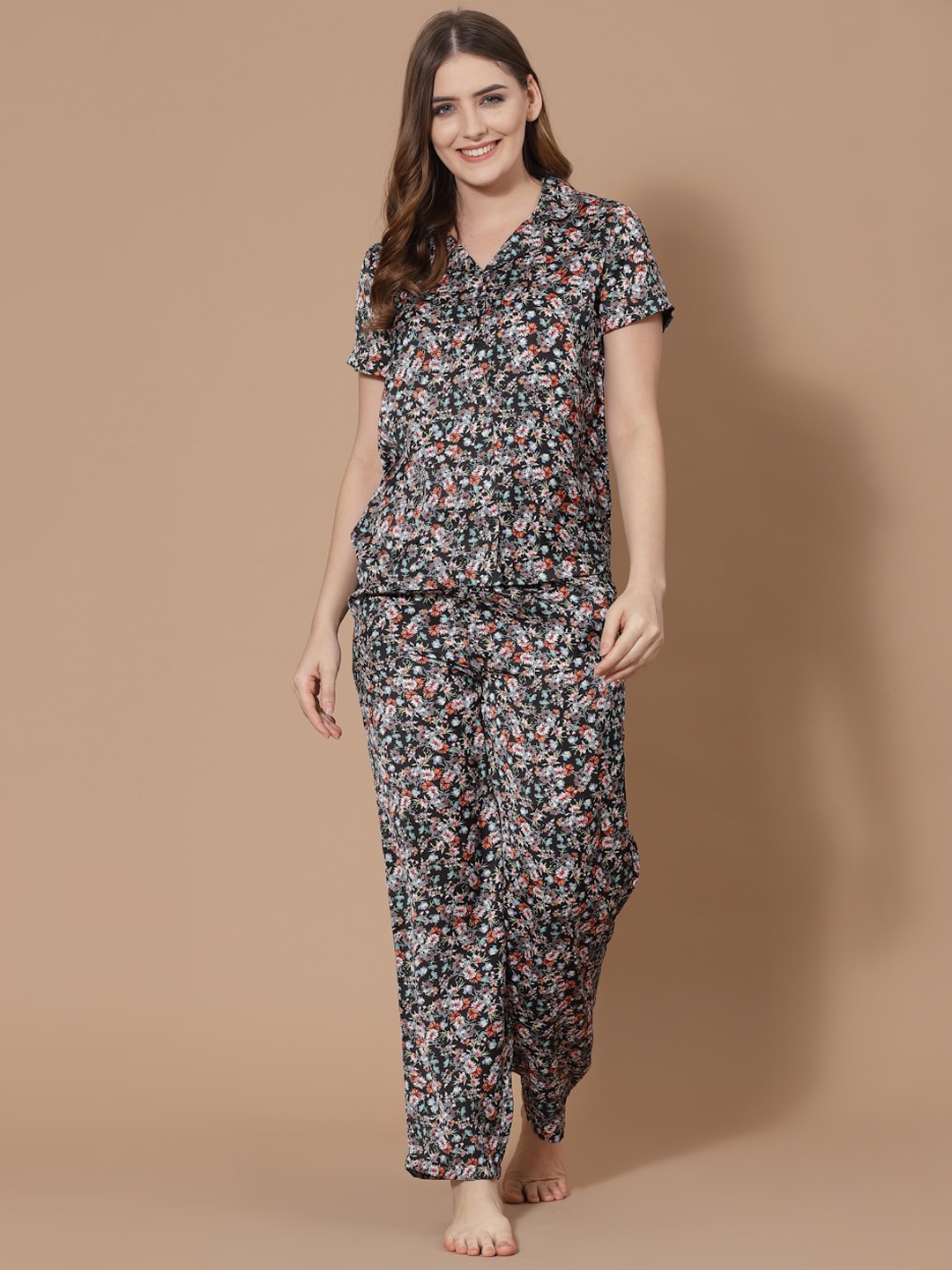 

HOUSE OF KKARMA Women Black & Off White Printed Night suit