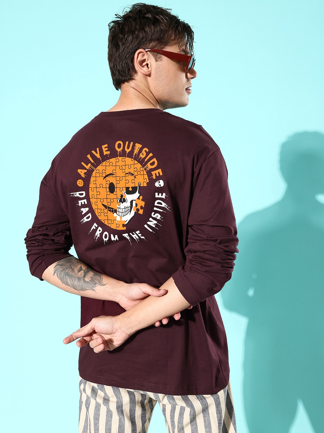 

Difference of Opinion Men Pure Cotton Printed Oversized T-shirt, Maroon