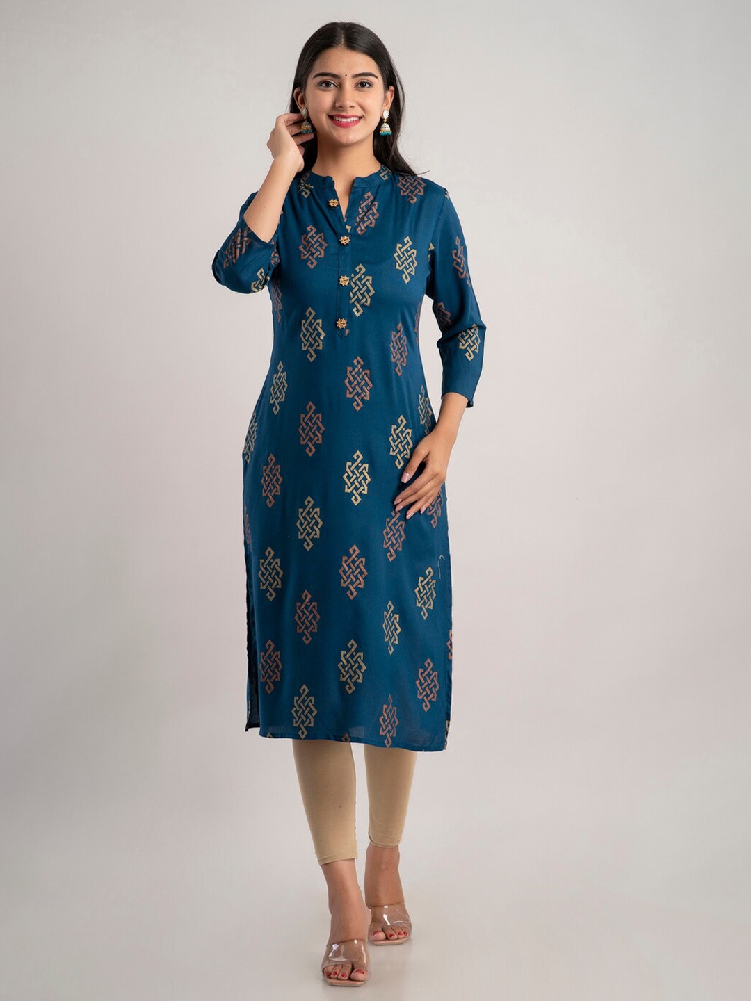 

MAUKA Women Teal & Gold-Toned Ethnic Motifs Printed Kurta