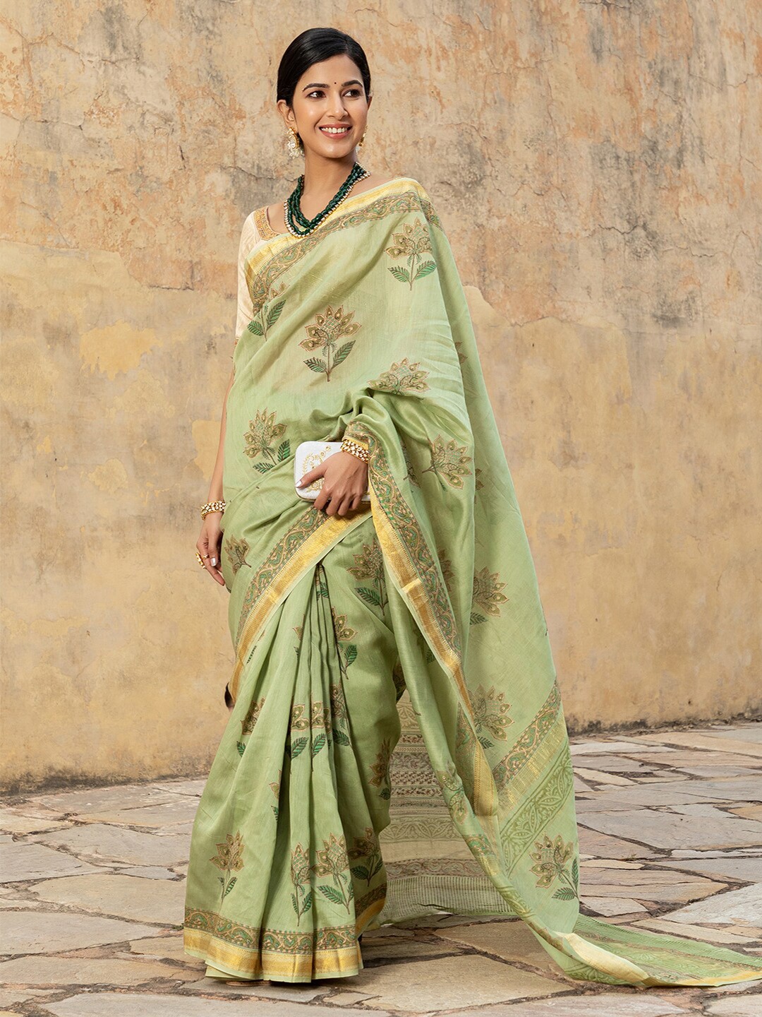 

Ambraee Green & Gold-Toned Floral Organza Ready to Wear Chanderi Saree