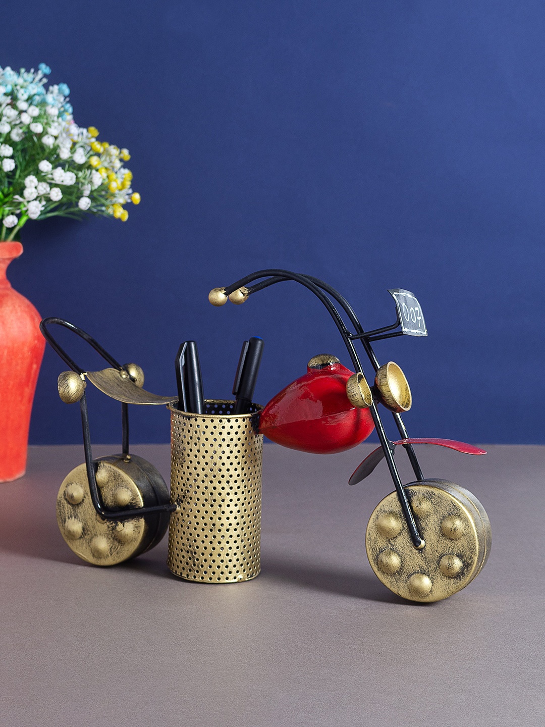 

Golden Peacock Gold-Toned & Red Bullet Style Antique Handcrafted Wrought Iron Pen Stand
