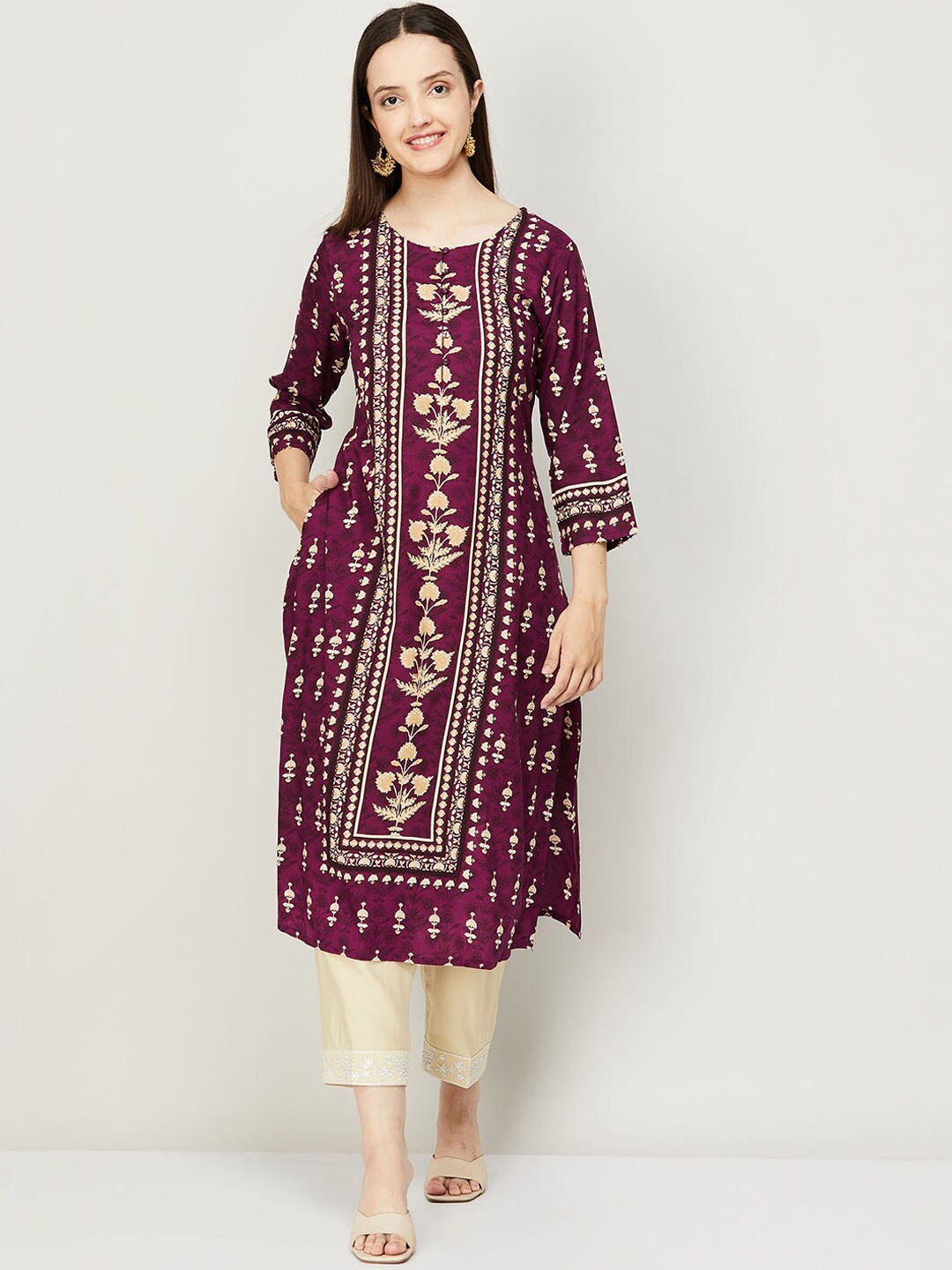 

Melange by Lifestyle Women Red Ethnic Motifs Printed Kurta