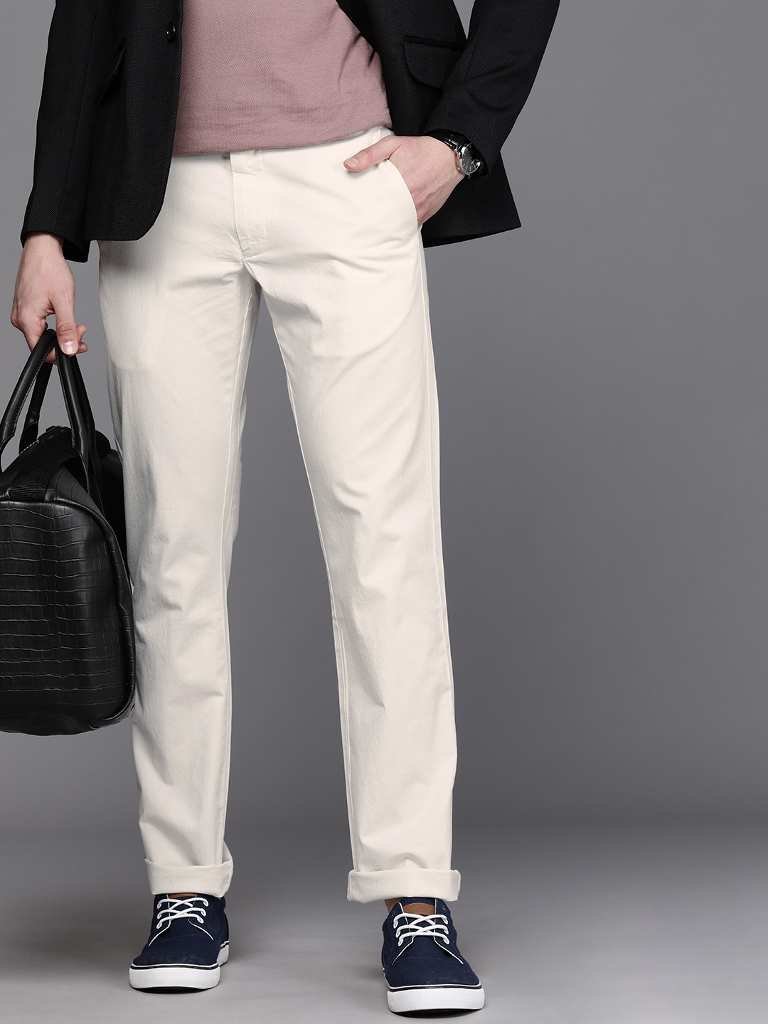 

Allen Solly Sport Men Slim Fit Chinos Trousers, White