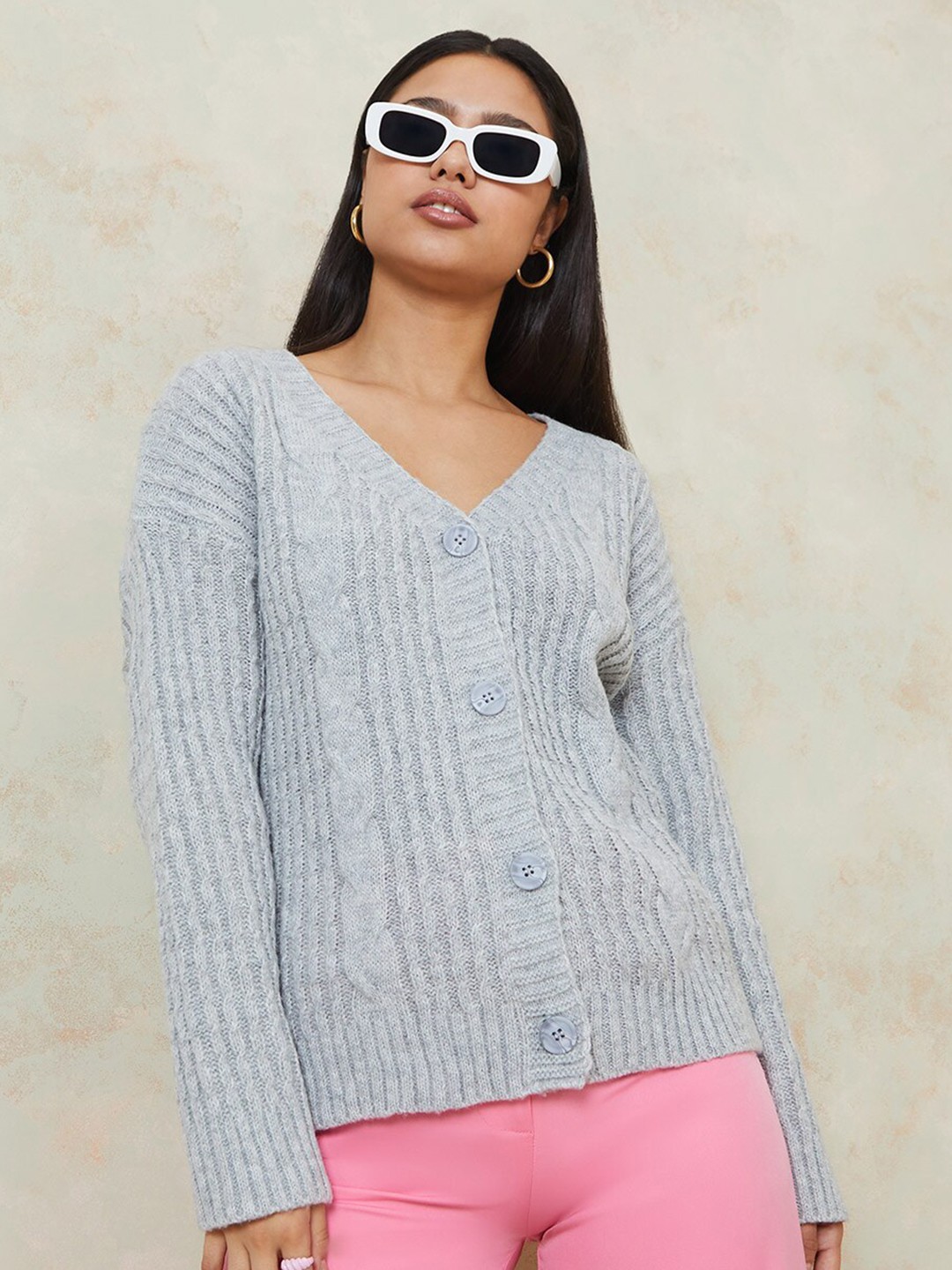 

Styli Women Grey Regular Length Chunky Cable Knit Regular Fit Cardigan