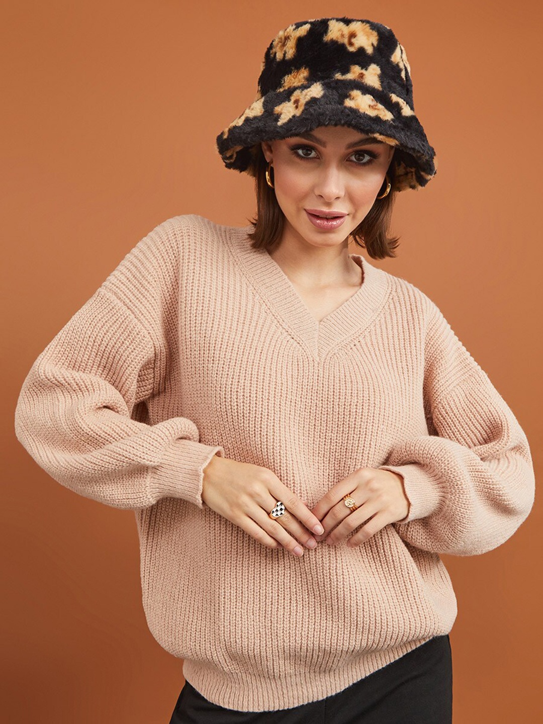 

Styli Women Oversized V-Neck Knitted Pullover, Beige