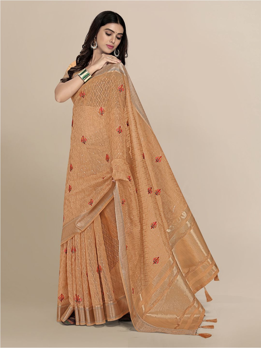 

Mitera Orange & Gold-Toned Embellished Zari Silk Blend Saree