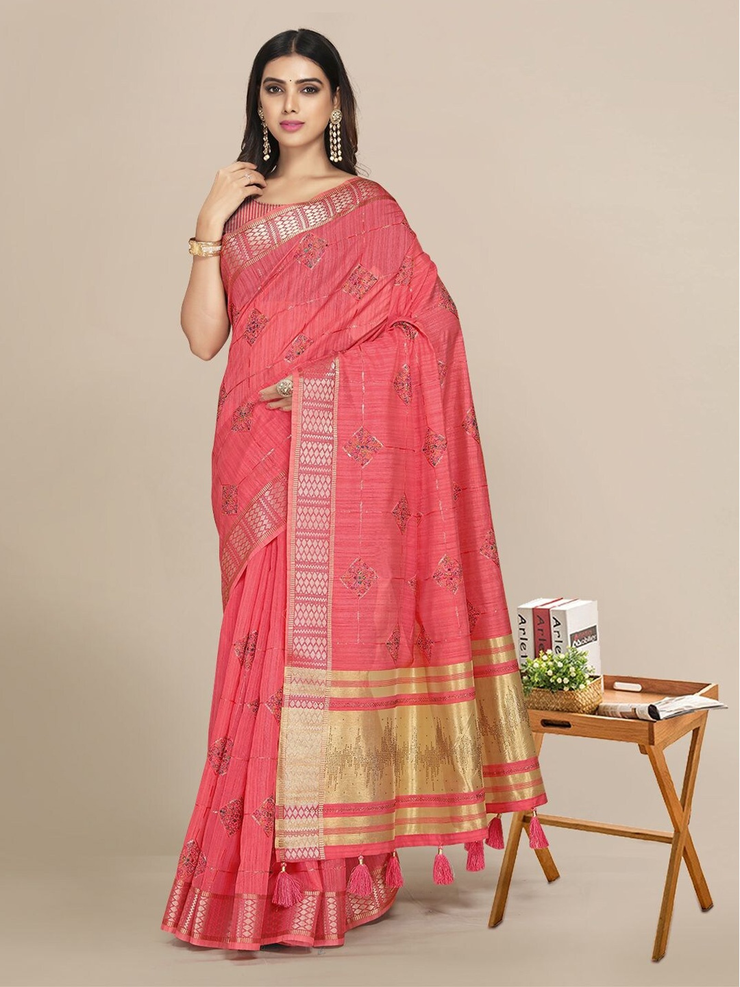 

Mitera Pink & Gold-Toned Floral Zari Silk Blend Saree